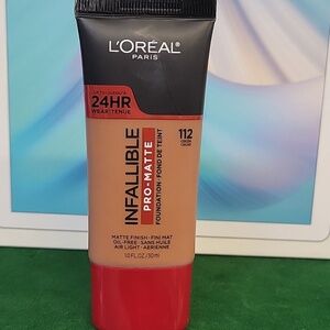 L'Oreal Infallible Pro-Matte Foundation 112 Cocoa New